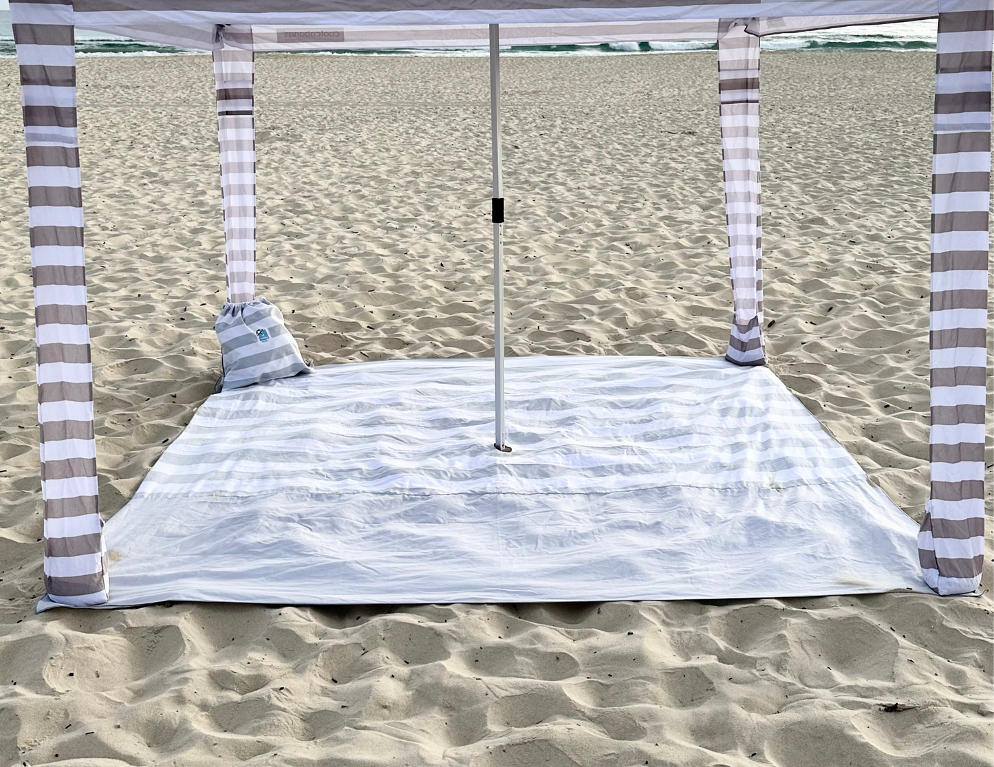 2.5m x 2.5m Cool Grey Striped Beach Mat with Hole + Beach Bag